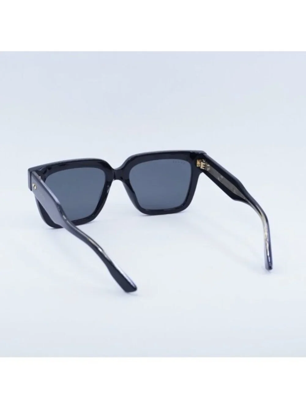 Gucci authentic gg1084s